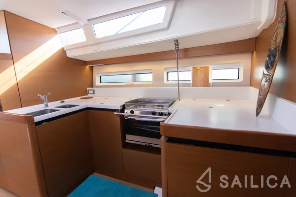Sun Odyssey 490 - Yacht Charter Sailica