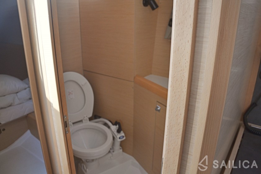 Sun Odyssey 349 - Yacht Charter Sailica