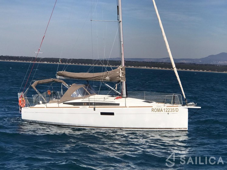 Sun Odyssey 349 - Yacht Charter Sailica