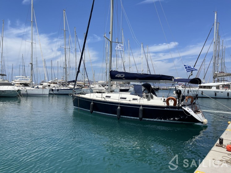 Salona 40 - Yacht Charter Sailica