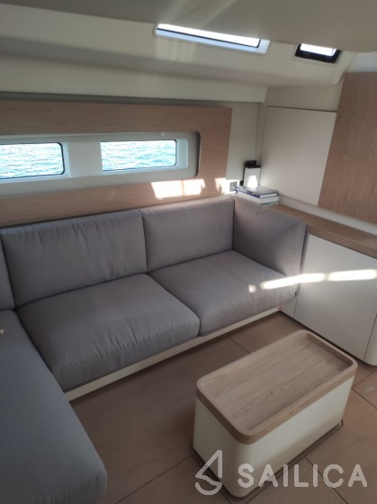 First 53 - Yacht Charter Sailica