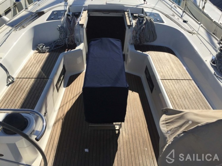 Bavaria 55 Cruiser - Yacht Charter Sailica