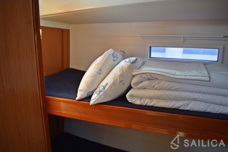 Bavaria 55 Cruiser - Yacht Charter Sailica