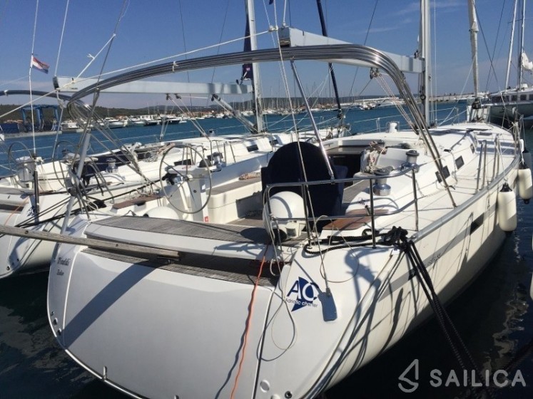 Bavaria 55 Cruiser - Yacht Charter Sailica