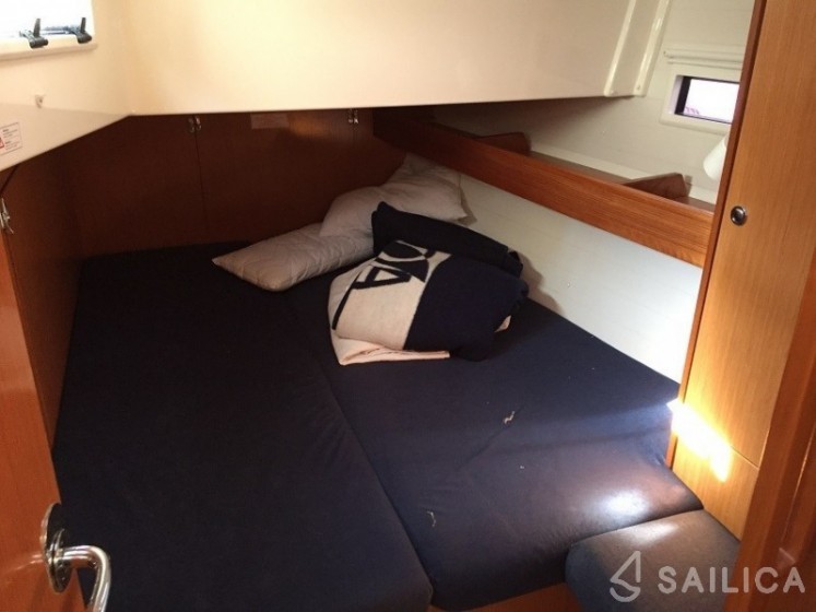Bavaria 45 Cruiser - Yacht Charter Sailica