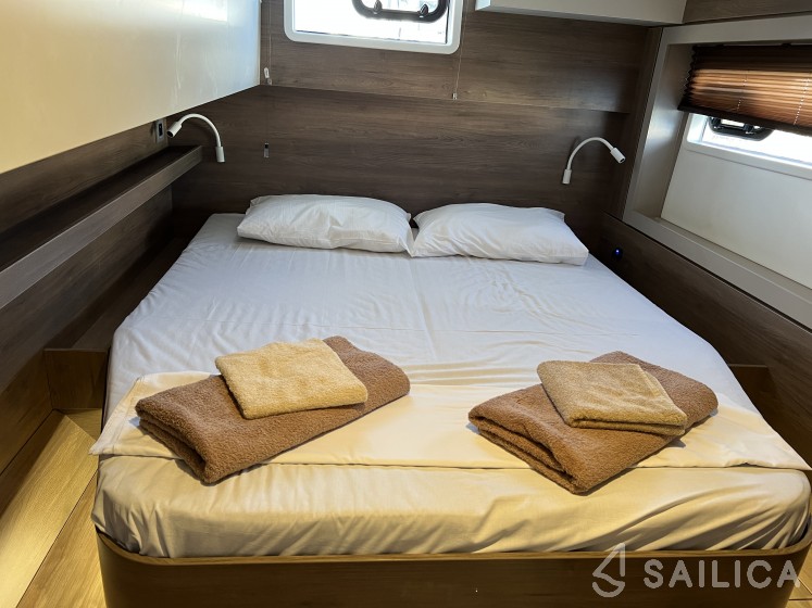Bali 4.4 - Yacht Charter Sailica