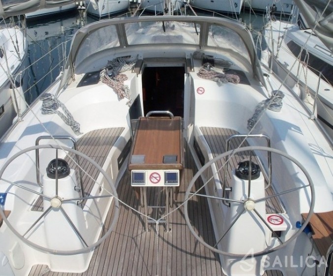 Bavaria Cruiser 40 - Yacht Charter Sailica