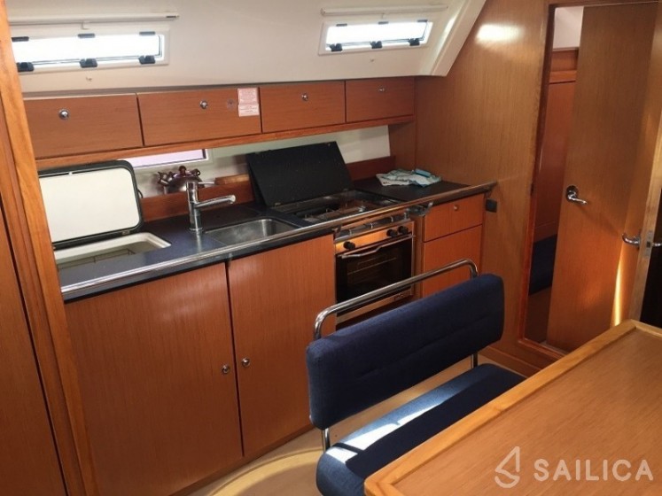 Bavaria Cruiser 40 - Yacht Charter Sailica