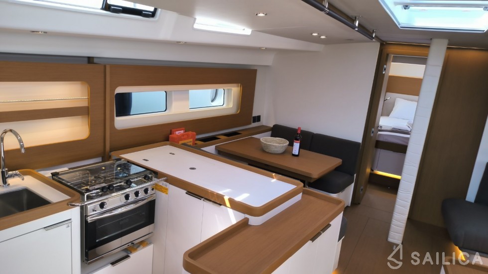 First 53 - Yacht Charter Sailica