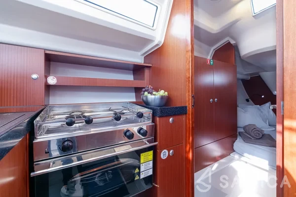 Hanse 315 - Yacht Charter Sailica