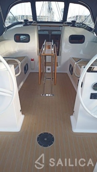 Elan Impression 40.1 - Yacht Charter Sailica