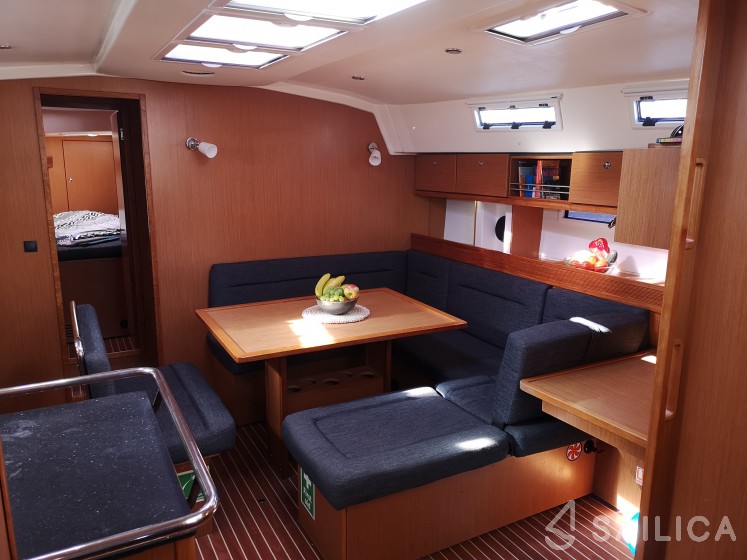 Bavaria 45 Cruiser - Yacht Charter Sailica