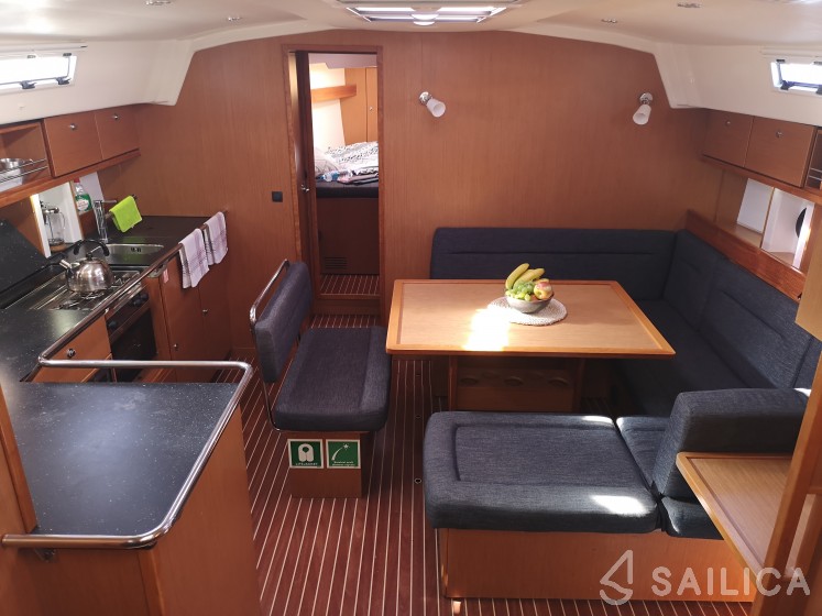 Bavaria 45 Cruiser - Yacht Charter Sailica