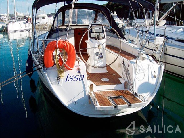 Bavaria 34 Cruiser - Yacht Charter Sailica