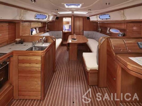 Bavaria 37 Cruiser - Yacht Charter Sailica