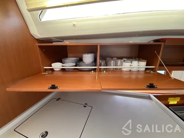 Oceanis 46.1 - Yacht Charter Sailica