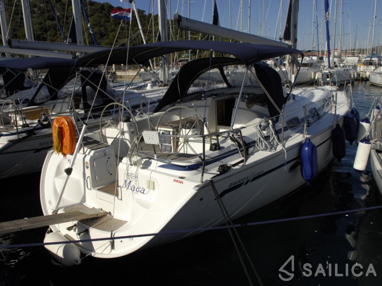 Bavaria 42 Cruiser - Yacht Charter Sailica