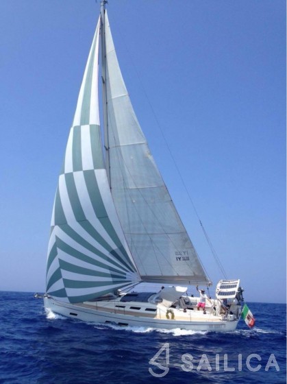 Italia Yachts 13.98 - Yacht Charter Sailica
