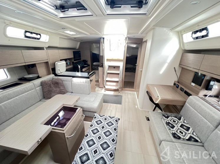 Hanse 458 - Yacht Charter Sailica