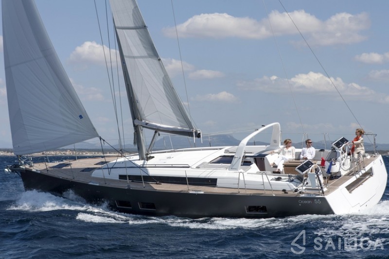 Oceanis 55 - 4 + 1 cab. - Yacht Charter Sailica