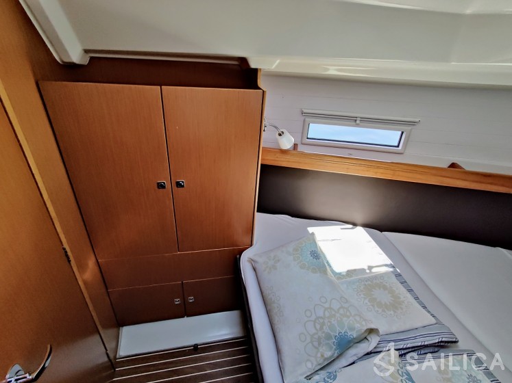 Bavaria 37 Cruiser - Yacht Charter Sailica
