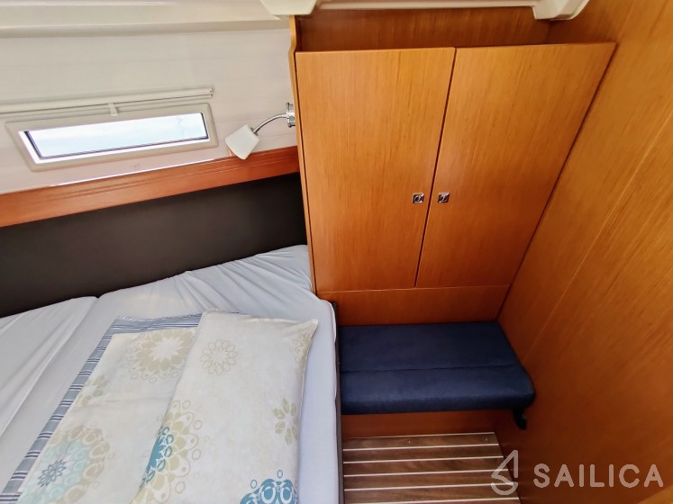 Bavaria 37 Cruiser - Yacht Charter Sailica