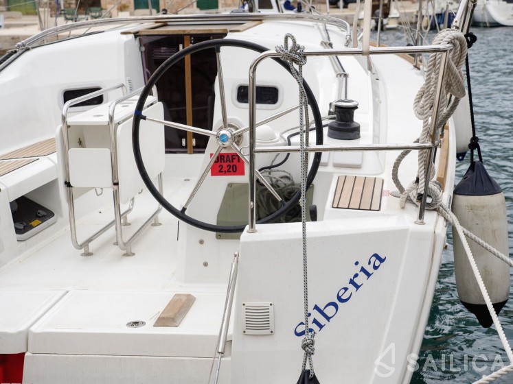 Sun Odyssey 349 - Yacht Charter Sailica