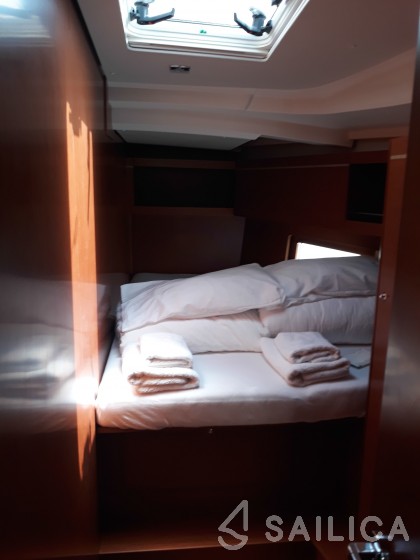 Oceanis 46.1 - Yacht Charter Sailica
