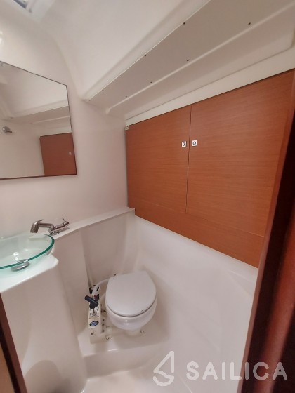 Dufour 460 GL - Yacht Charter Sailica