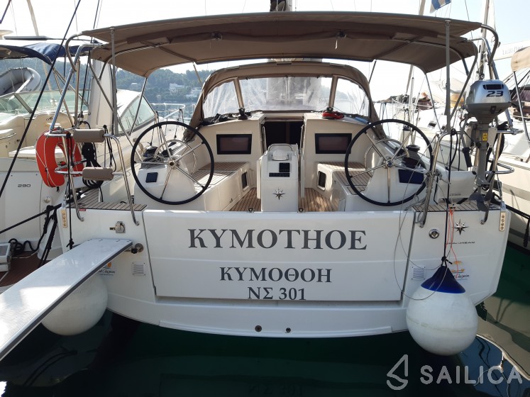 Sun Odyssey 410 - Yacht Charter Sailica
