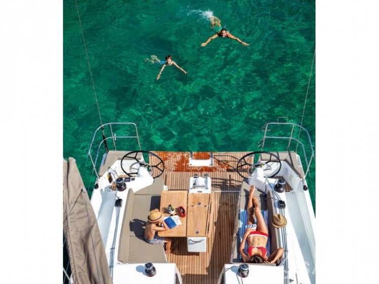 Sun Odyssey 410 - Yacht Charter Sailica