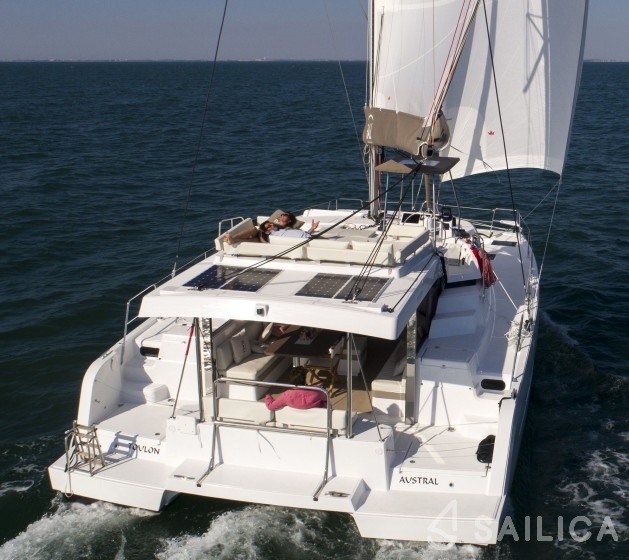 Bali Catspace - Yacht Charter Sailica
