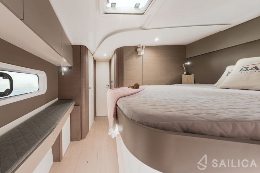 Bali Catspace - Yacht Charter Sailica