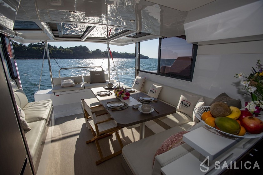 Bali Catspace - Yacht Charter Sailica