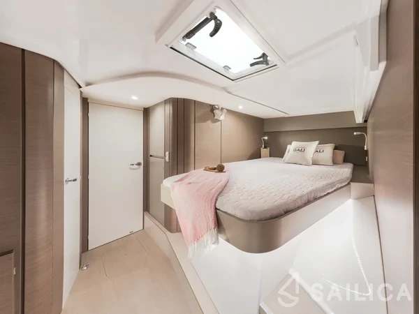 Bali Catspace - Yacht Charter Sailica