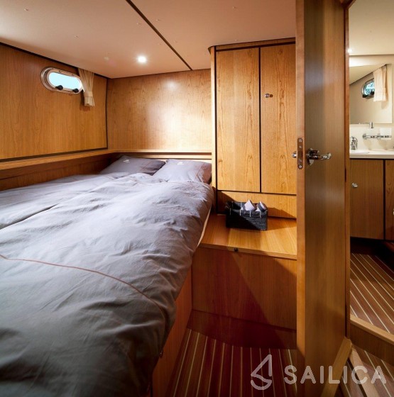 Grand Sturdy 30.9 AC - Yacht Charter Sailica