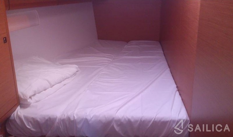 Sun Odyssey 509 - Yacht Charter Sailica