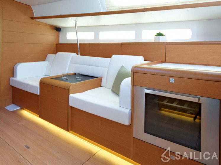 Sun Odyssey 509 - Yacht Charter Sailica