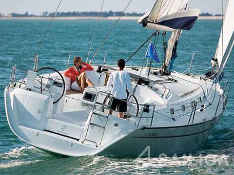 Cyclades 39.3 - Yacht Charter Sailica