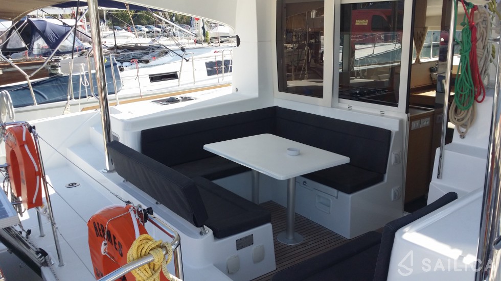 Lagoon 39 - Yacht Charter Sailica