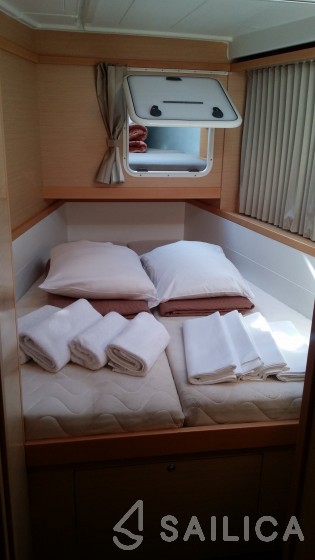 Lagoon 39 - Yacht Charter Sailica