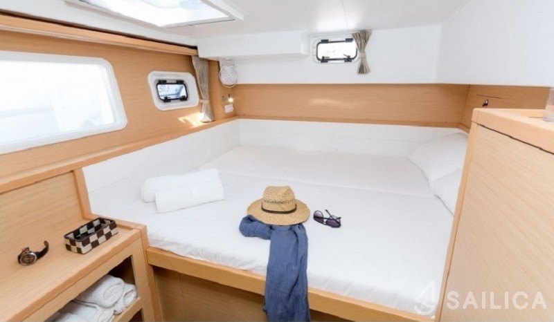 Lagoon 39 - Yacht Charter Sailica