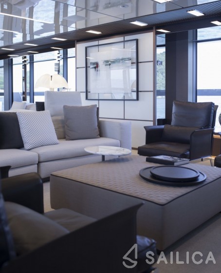 Sanlorenzo 52 Steel - Yacht Charter Sailica