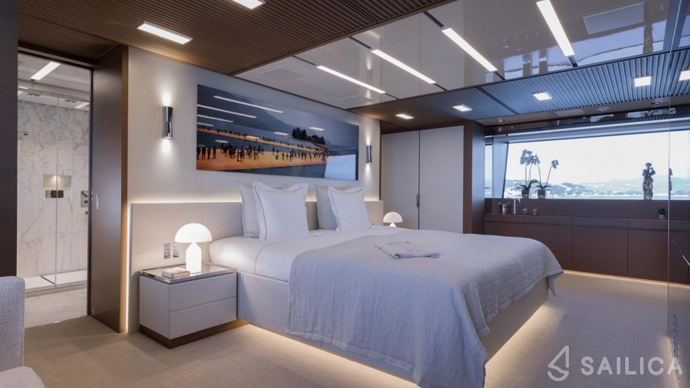 Sanlorenzo 52 Steel - Yacht Charter Sailica