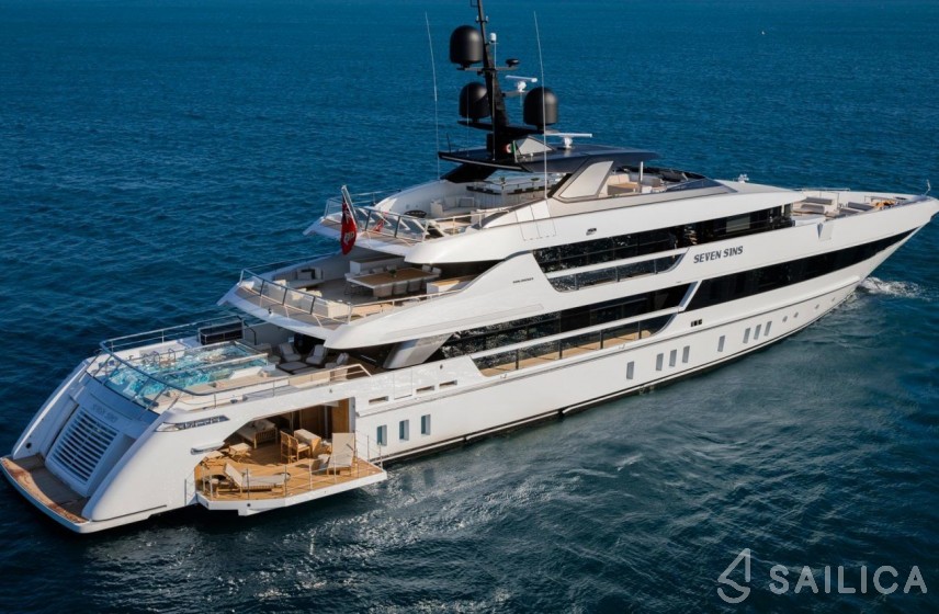 Sanlorenzo 52 Steel - Yacht Charter Sailica
