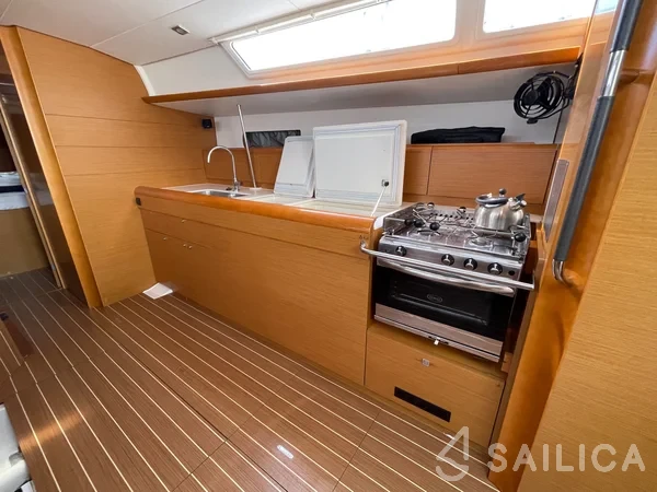 Sun Odyssey 469 - Yacht Charter Sailica