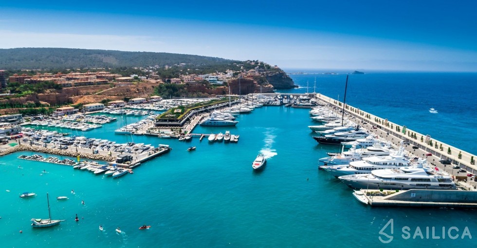 SACS Rebel 40 - Yacht Charter Sailica