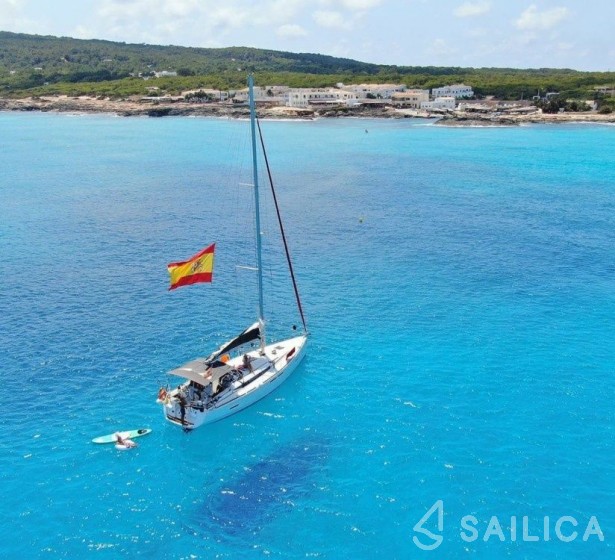 Sun Odyssey 40 - Yacht Charter Sailica