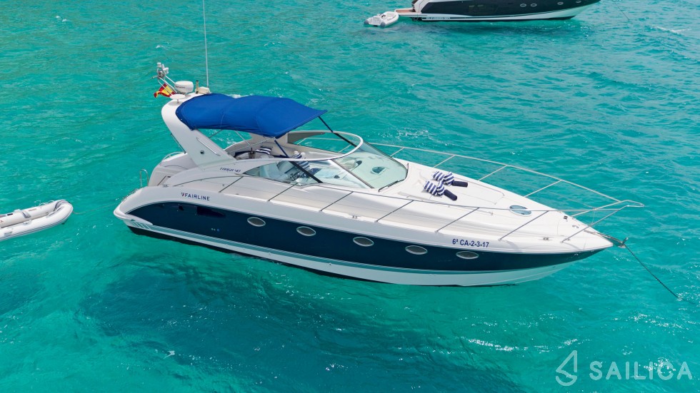 Fairline Targa 40 - Yacht Charter Sailica