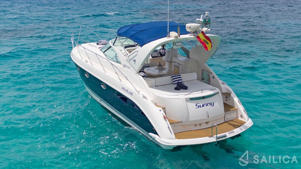 Fairline Targa 40 - Yacht Charter Sailica